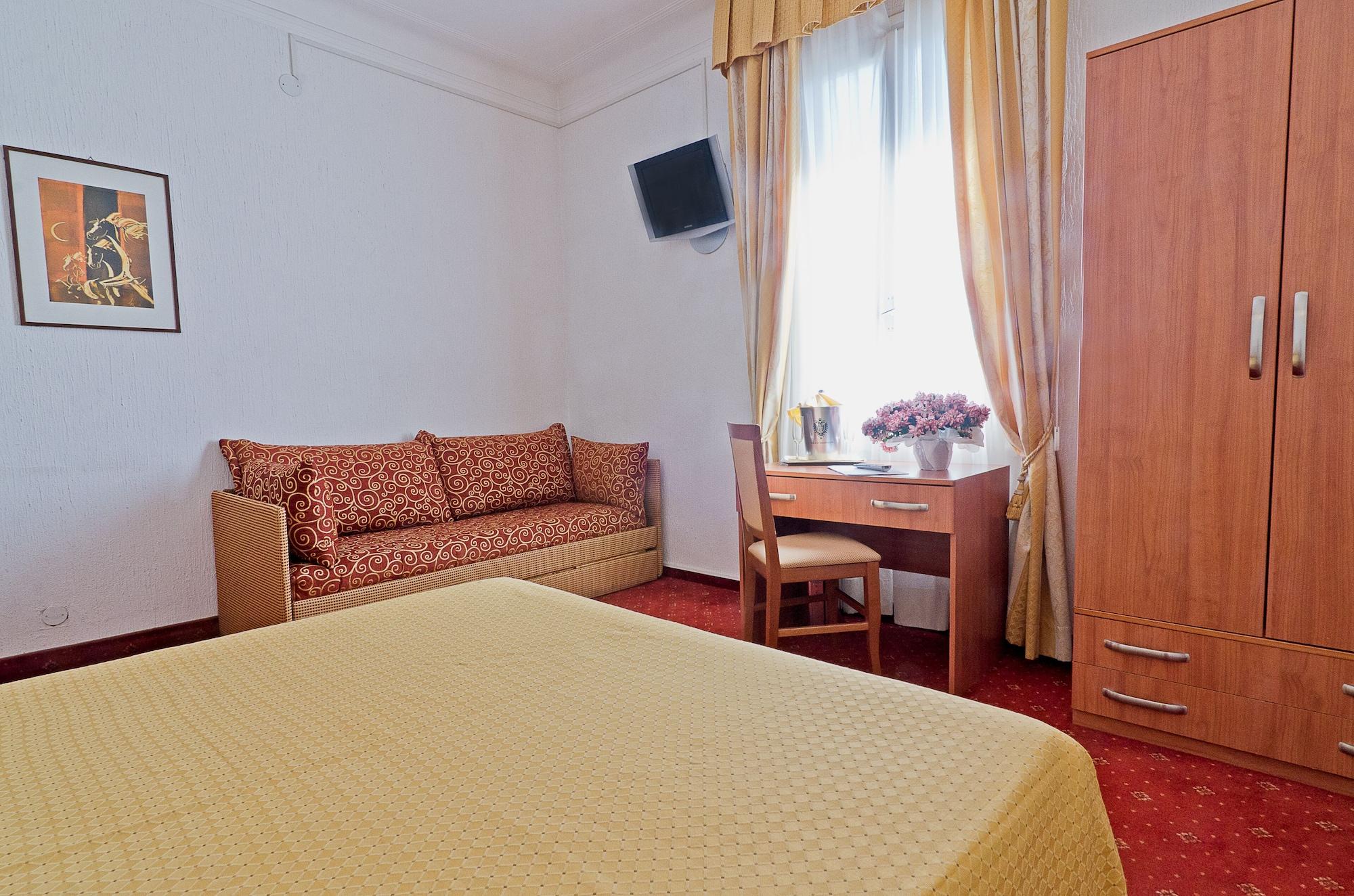 Hotel Ariston Montecarlo Sanremo Bagian luar foto