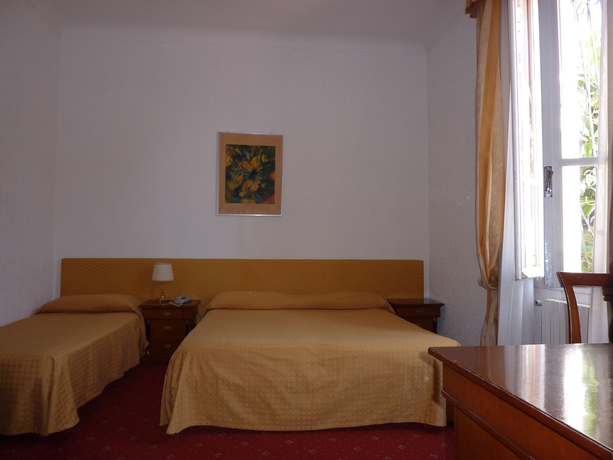 Hotel Ariston Montecarlo Sanremo Bagian luar foto