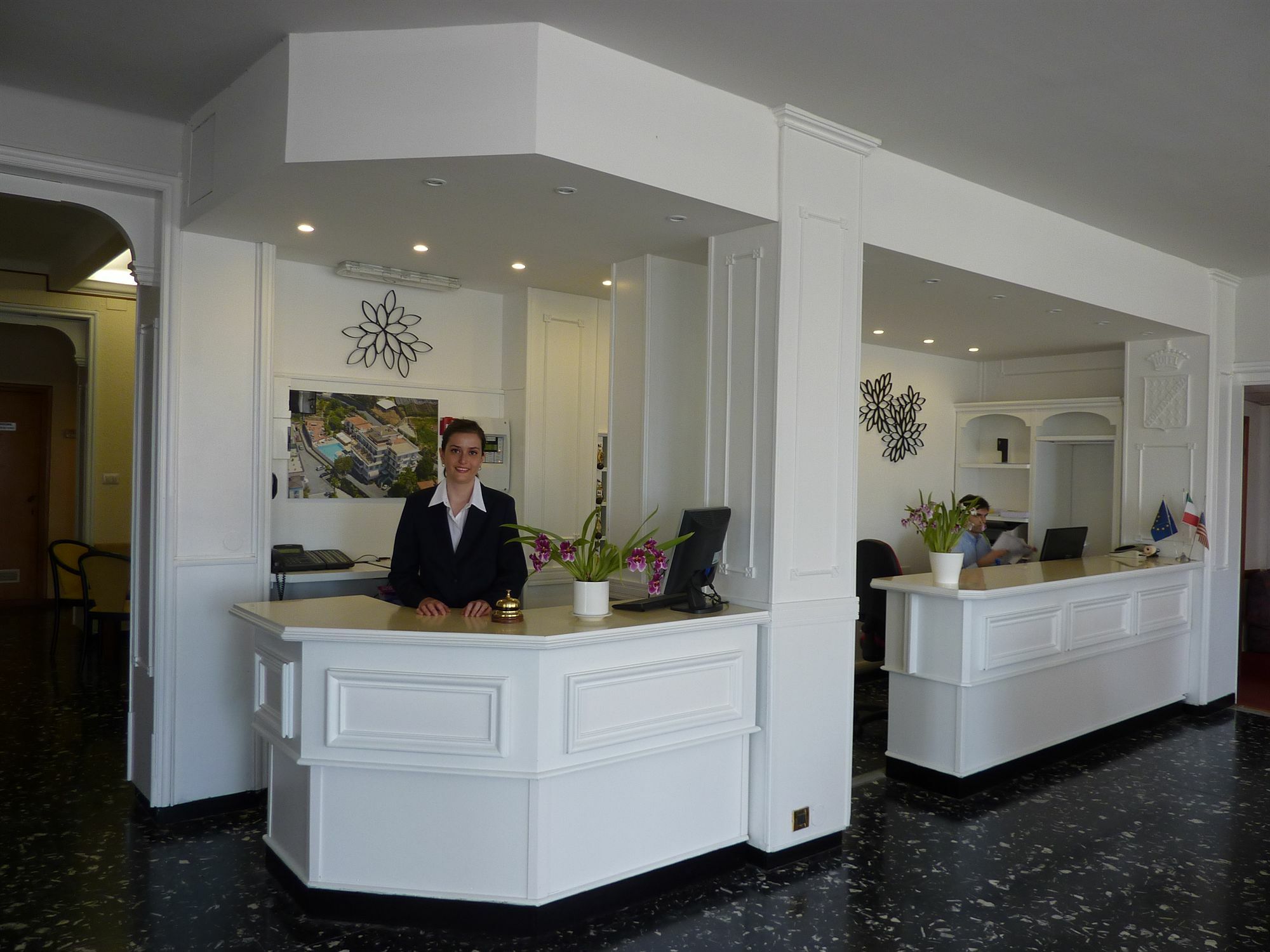 Hotel Ariston Montecarlo Sanremo Bagian luar foto