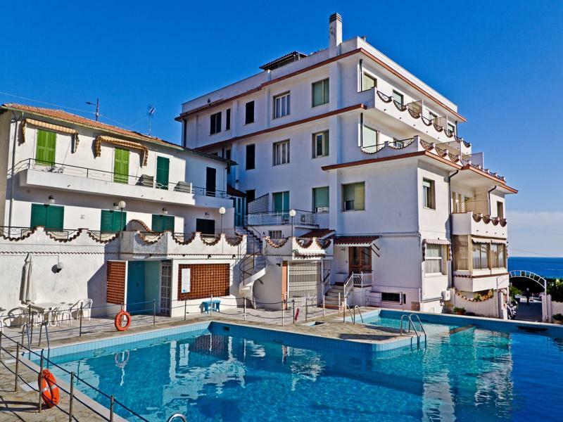Hotel Ariston Montecarlo Sanremo Bagian luar foto