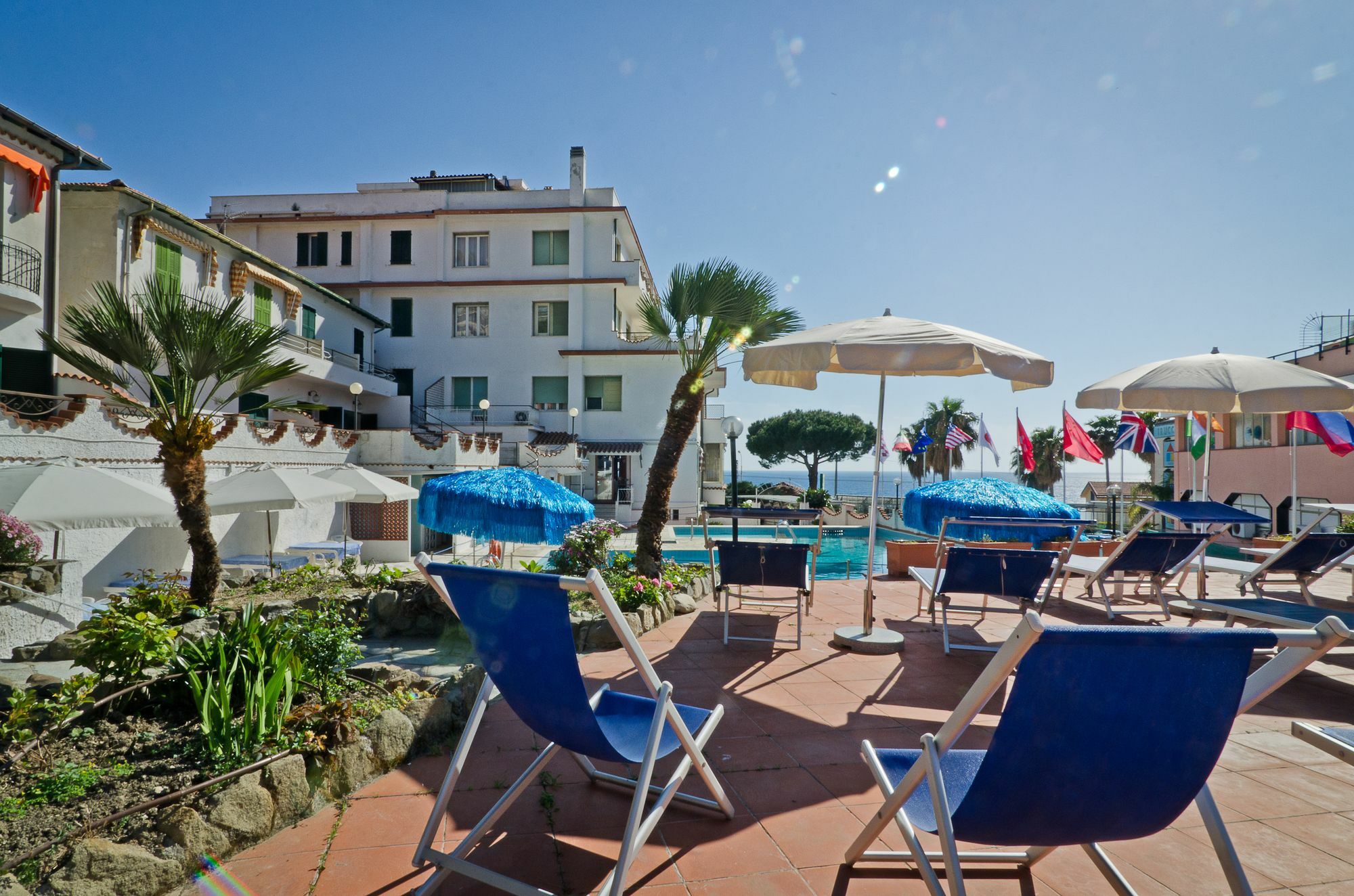 Hotel Ariston Montecarlo Sanremo Bagian luar foto