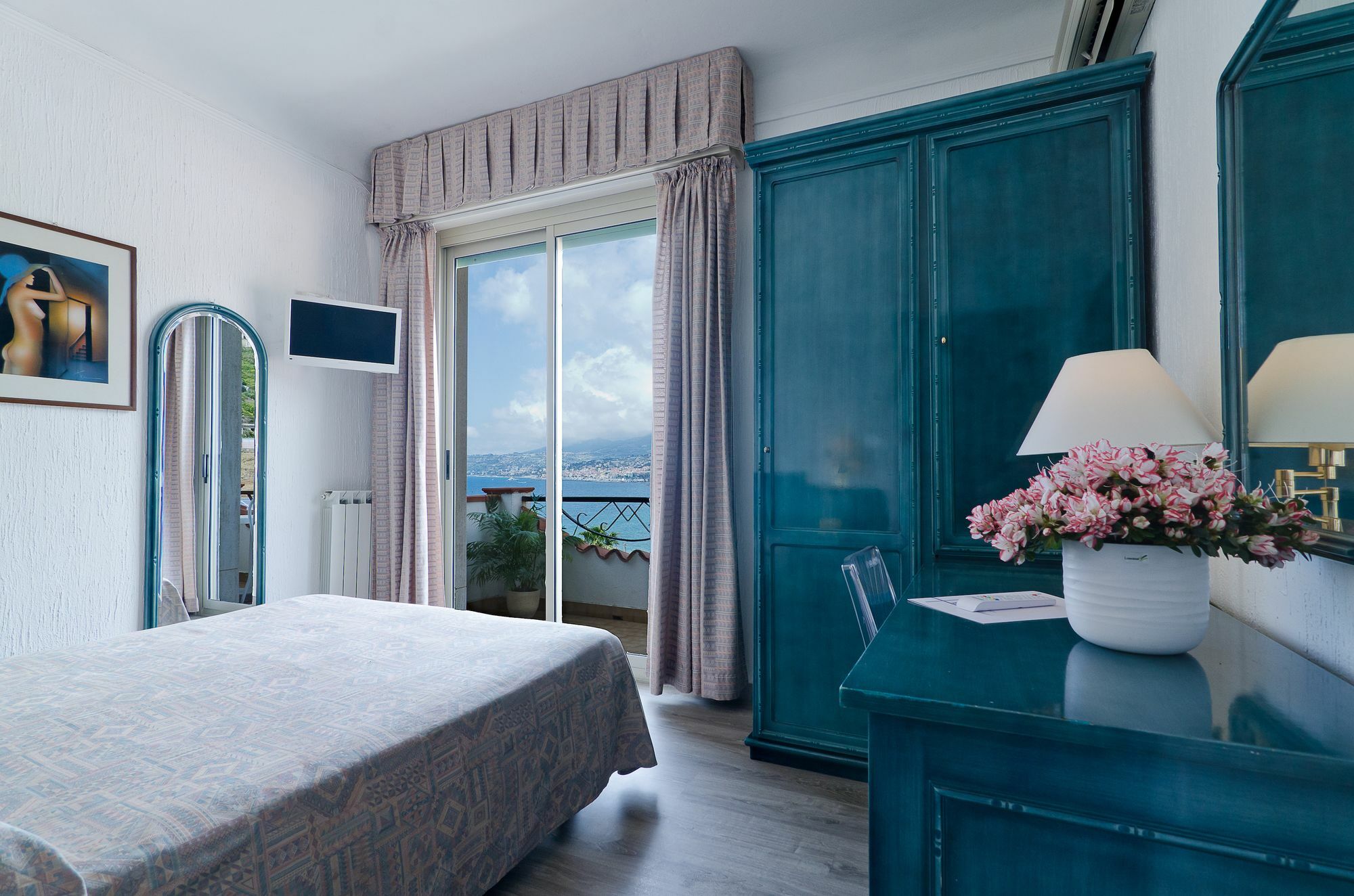 Hotel Ariston Montecarlo Sanremo Bagian luar foto